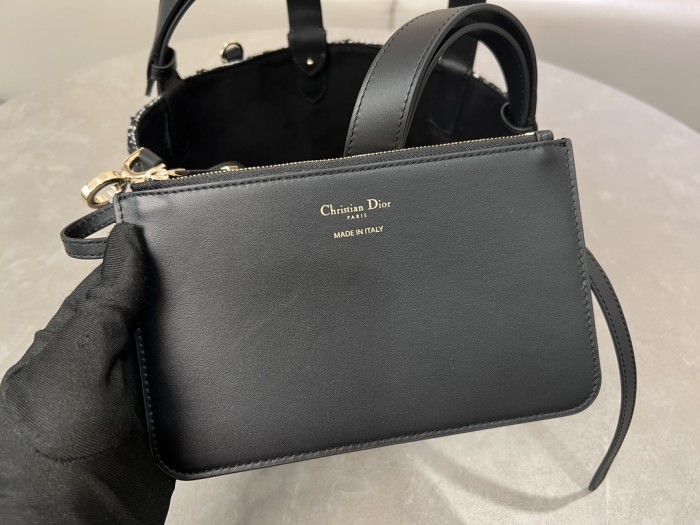 Dior Toujours “23 x 15x 15cm”-086