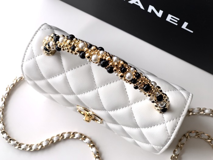 26C Pearl Handle Flap Bag “15x10.5x5.5cm” -036 =