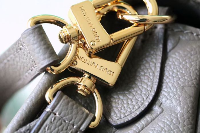 Diane Crossbady Bag “24*15*9CM” 007