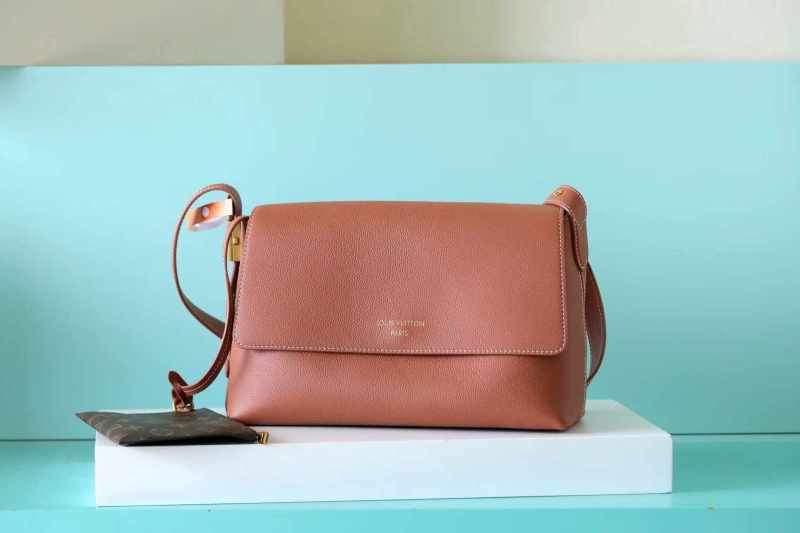 Low Key Messenger “30*18*12CM” 086
