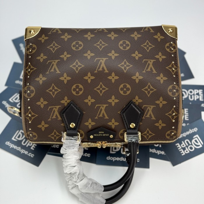 Trunk “27*20*15CM” 046