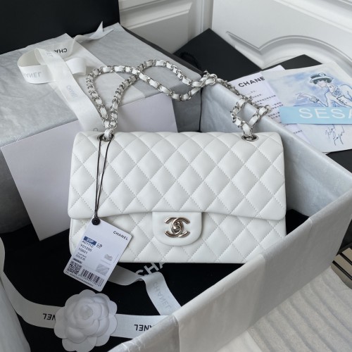 Classic Flap Medium “25.5x15.5x6.5cm” -008 =A01112