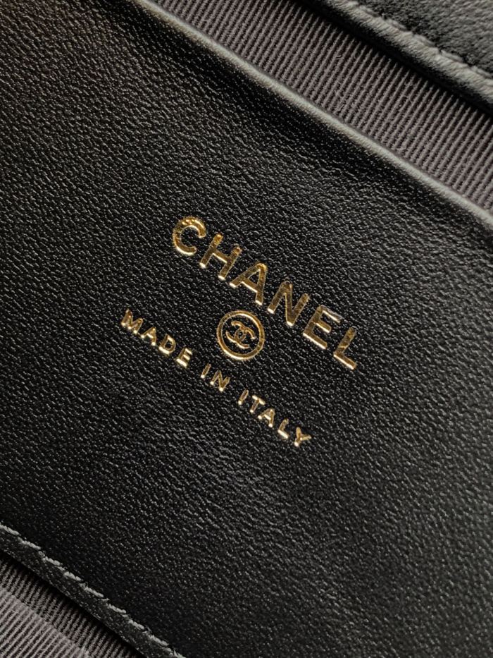 26C Pearl Handle Flap Bag “15x10.5x5.5cm” -036 =