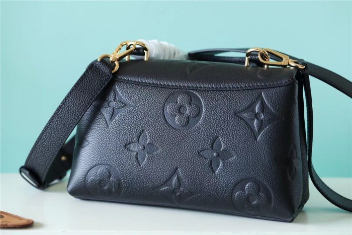 BB Madeleine Shoulder Bag “24*17*8.5” 096