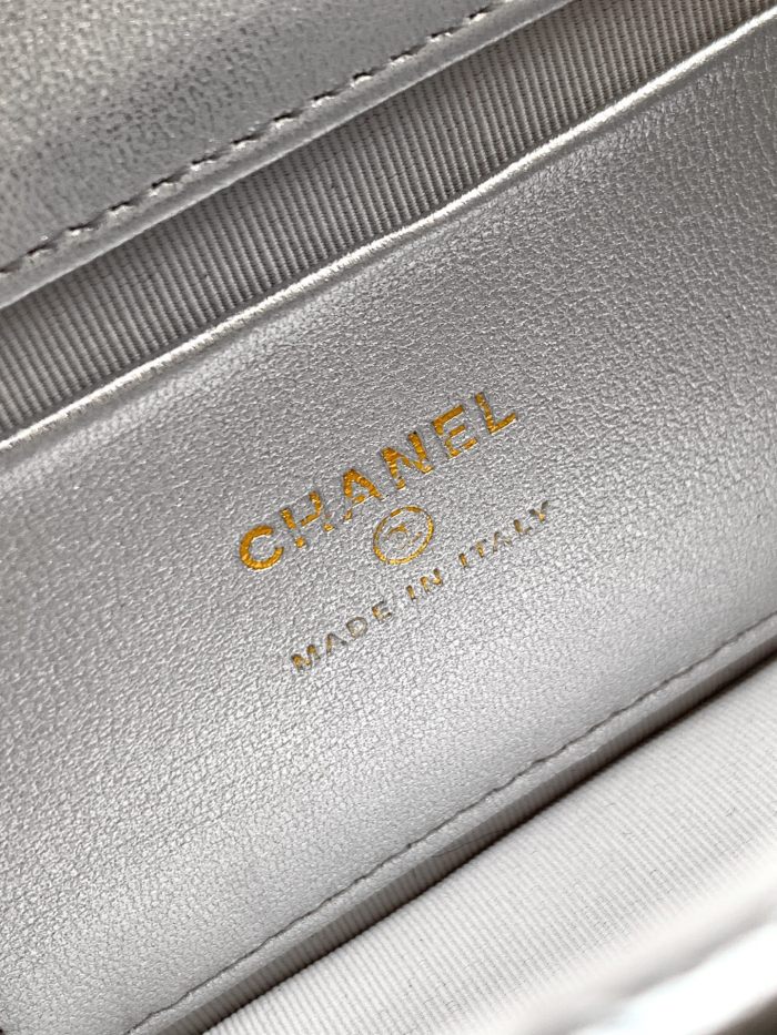 26C Pearl Handle Flap Bag “15x10.5x5.5cm” -036 =