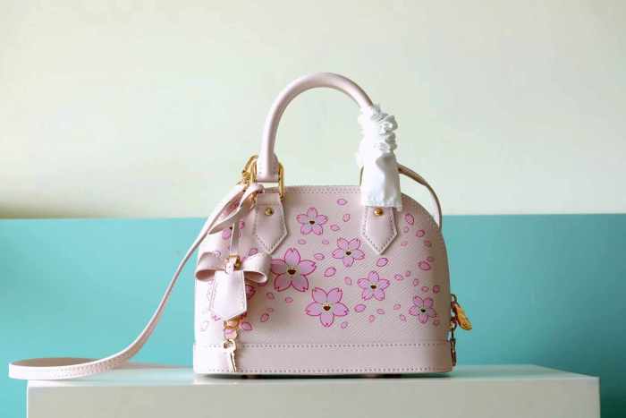 PM Alma BB Shoulder Bag “23.5*17.5*11.5CM” 037