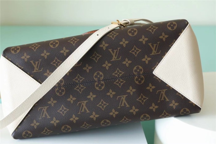 MM Opera Handbag “36*22*18CM” 016
