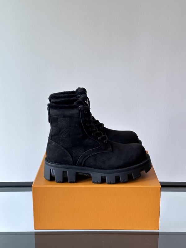 Boots (Male)38-45 -015=