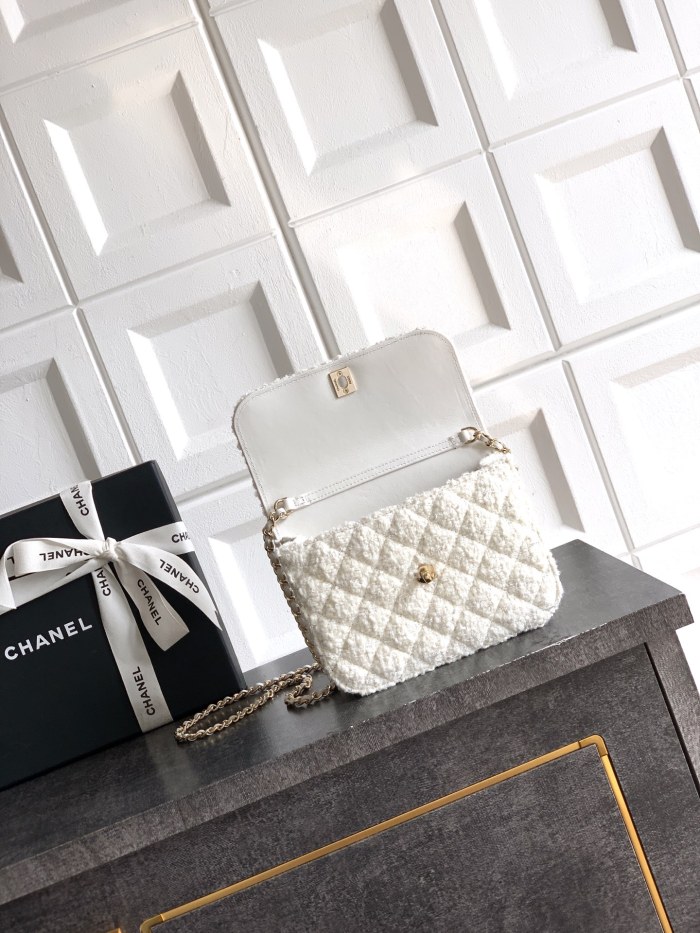 26C Pearl Handle Flap Bag “17.5x14x5.5cm” -006 =