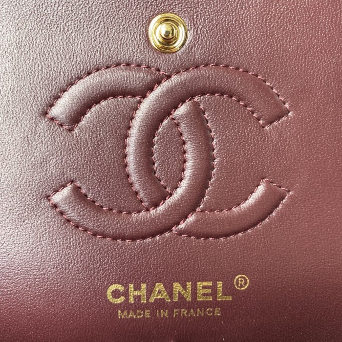 Classic Flap Medium “23x14x7cm” -087 =A01113