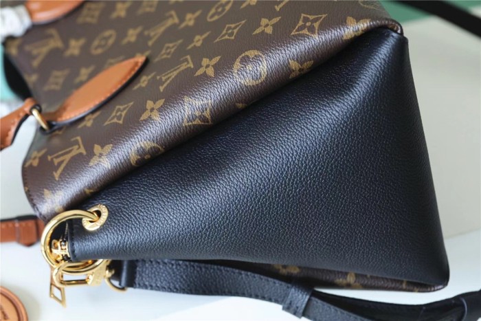 MM Opera Handbag “36*22*18CM” 016