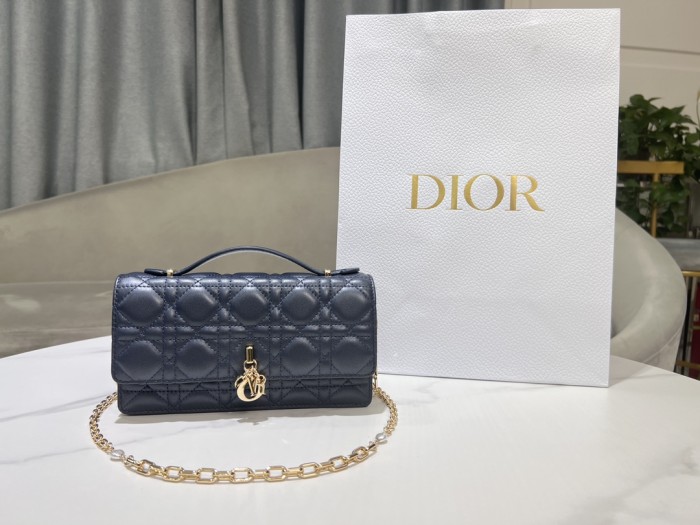 Lady Dior “21*11*5cm”-055=