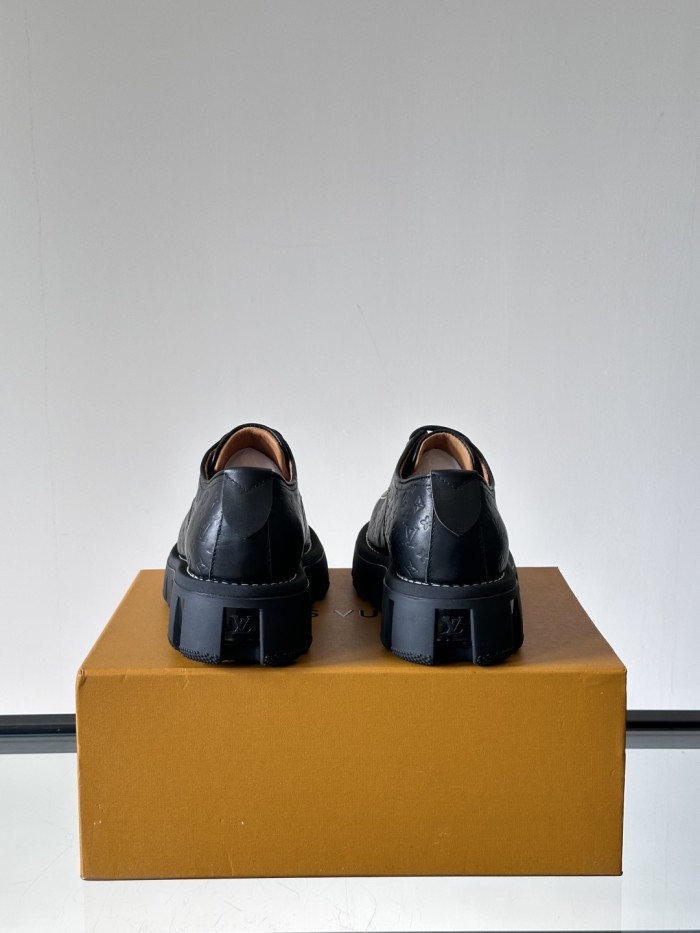 Checker Loafers(Male)38-45 -044=