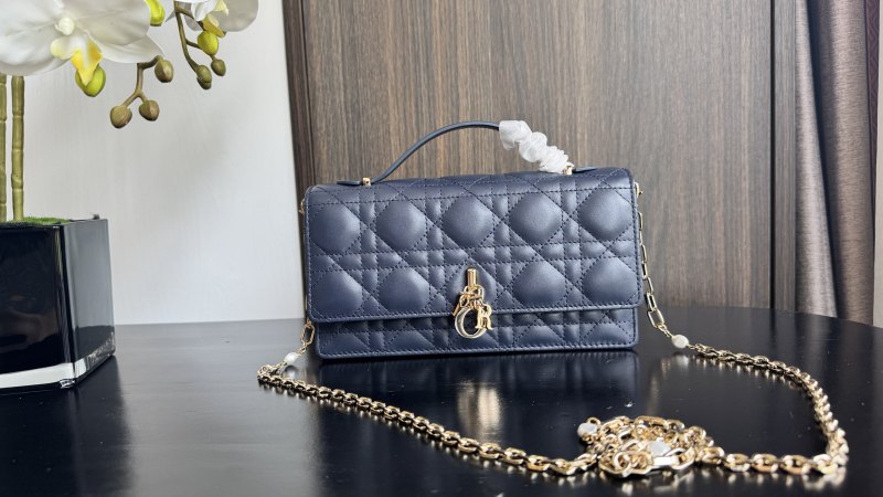 Lady Dior “21*11*5cm”-055=