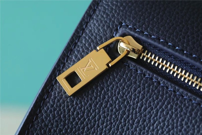 Lockme Tender Crossbody Bag “19*13*8” 027