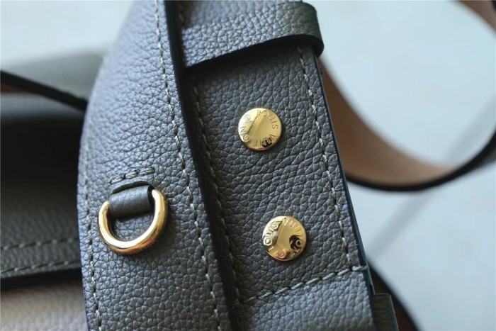 Lockme Tender Crossbody Bag “19*13*8” 027