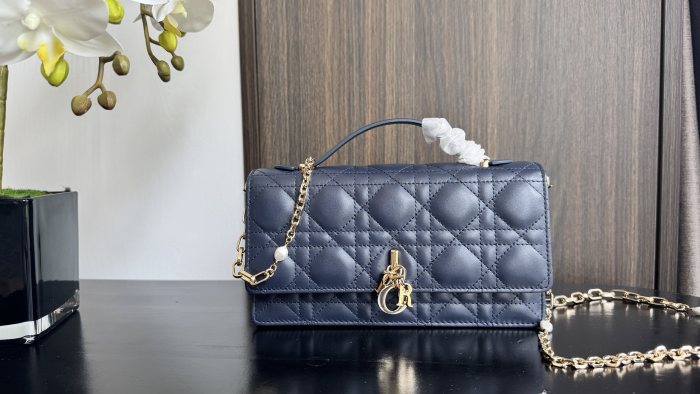 Lady Dior “21*11*5cm”-055=