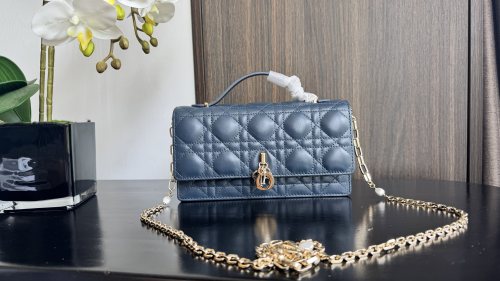 Lady Dior “21*11*5cm”-055=