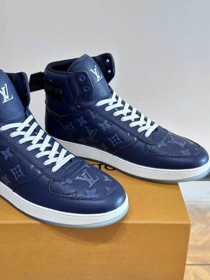 Rivoli Sneaker(Male)38-44 -064=