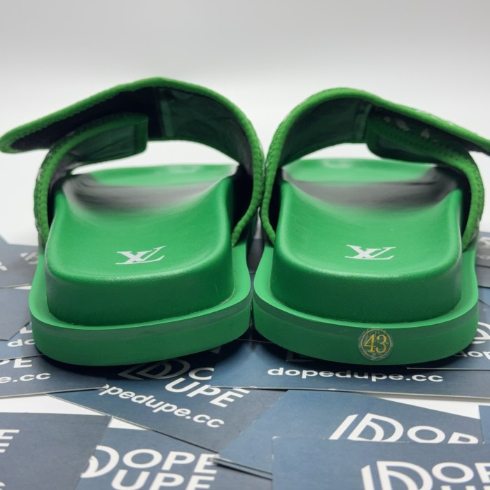 Pool Pillow Comfort Slides (Unisex)35-45