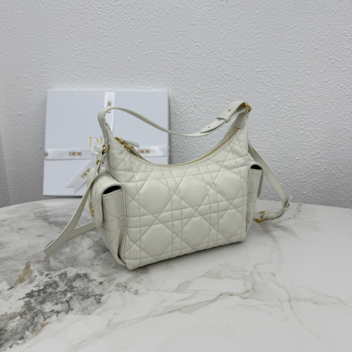 D-Dream “24 x 14 x 9cm”-066=