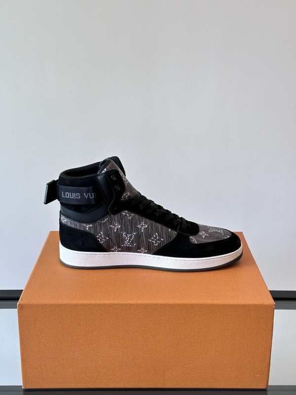 Rivoli Sneaker(Male)38-45 -064=