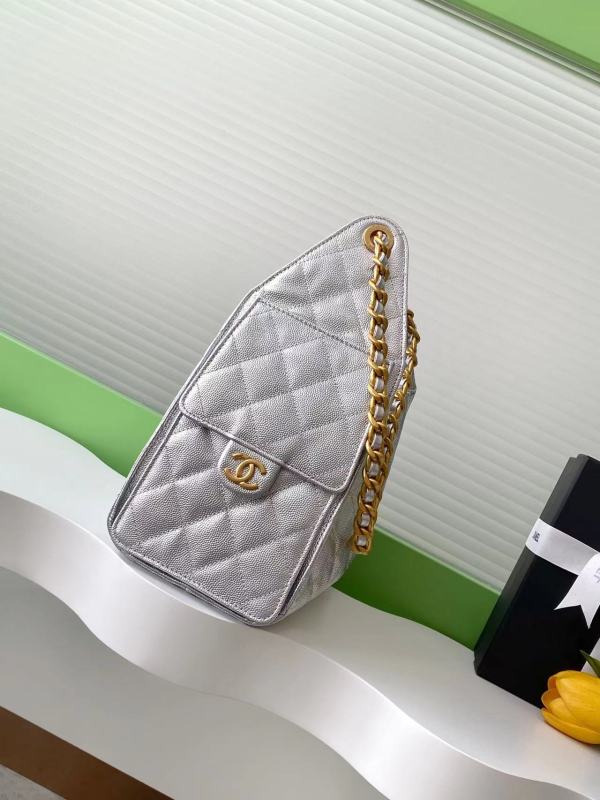 25C Hobo Bag Small “30x26x14cm” -009 =AS5293