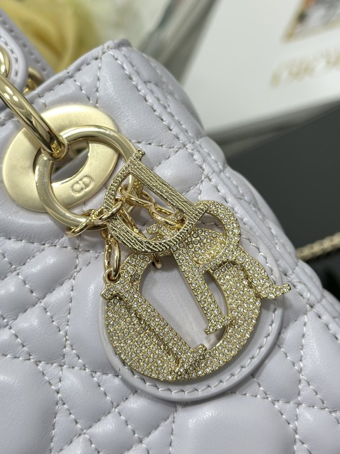 Lady Dior “17 x 15 x 7 cm”-067=