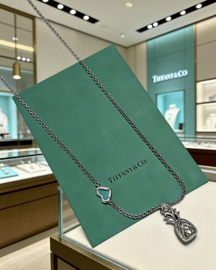 Necklace 08=