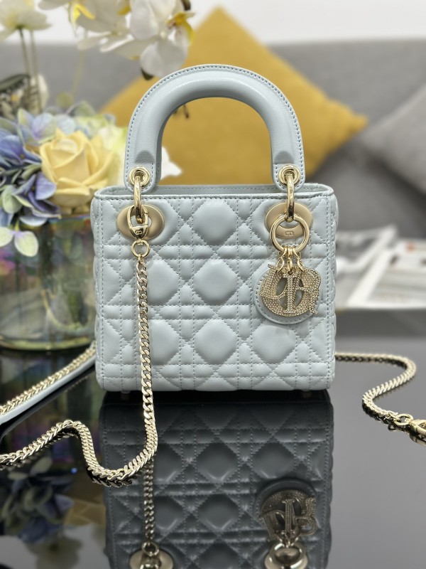 Lady Dior “17 x 15 x 7 cm”-067=