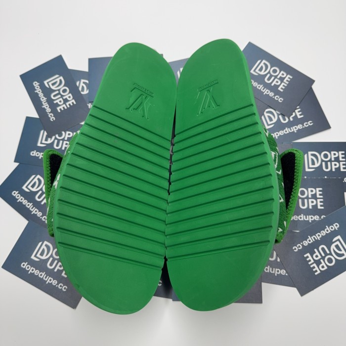 Pool Pillow Comfort Slides (Unisex)35-45