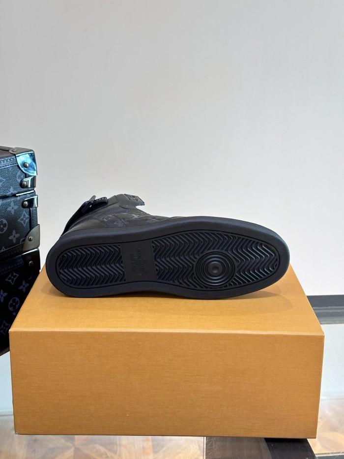 Rivoli Sneaker(Male)38-44 -064=
