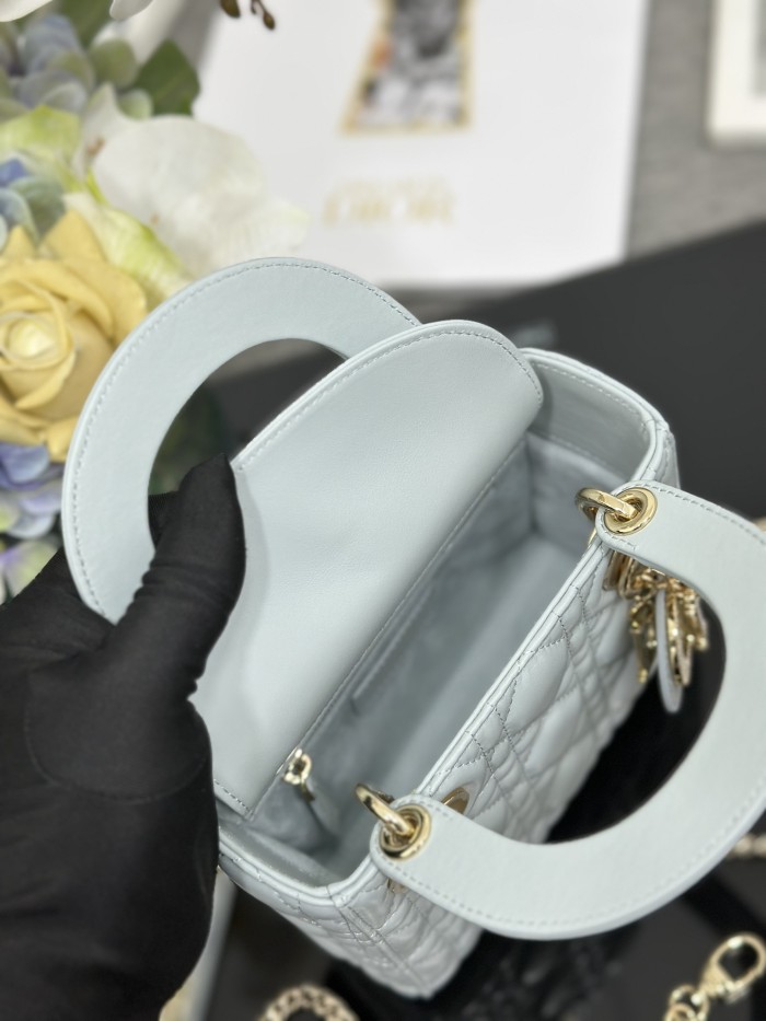 Lady Dior “17 x 15 x 7 cm”-067=