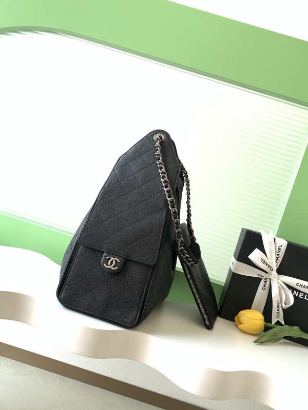 25C Hobo Bag Medium “40x30x15cm” -069 =AS5311