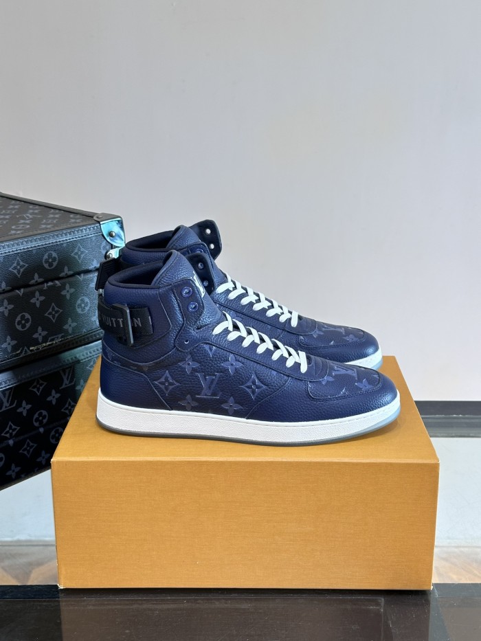 Rivoli Sneaker(Male)38-44 -064=