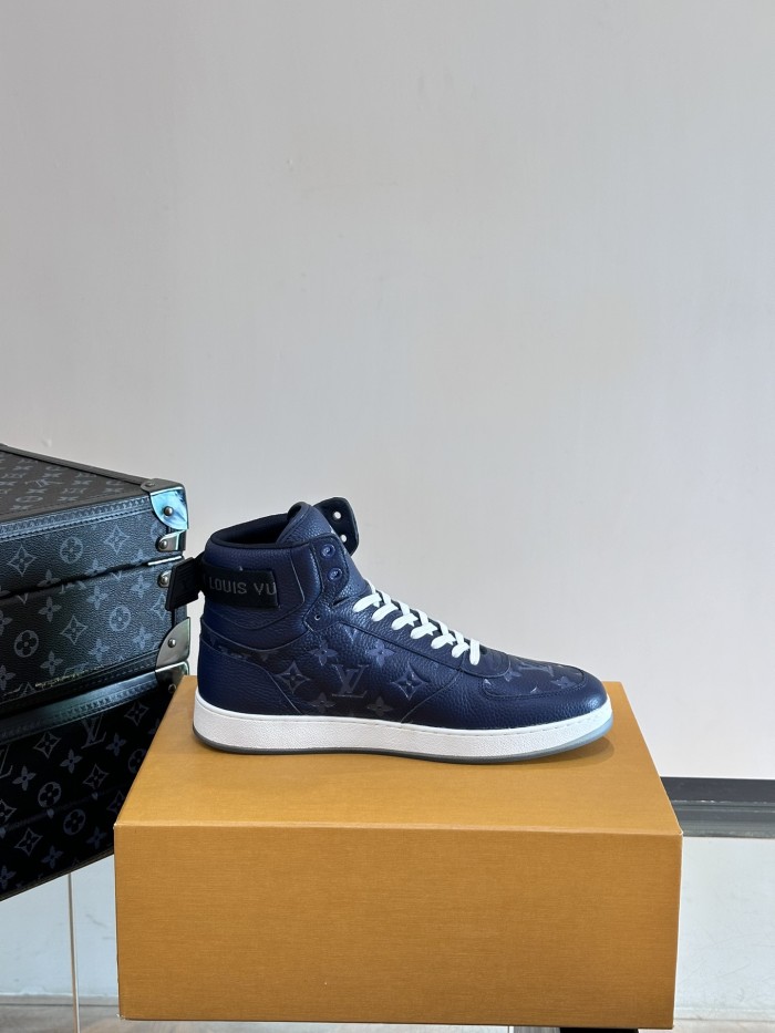 Rivoli Sneaker(Male)38-44 -064=