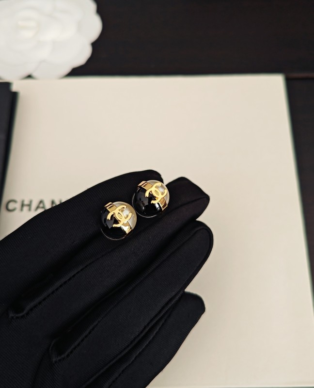 Earring 04=