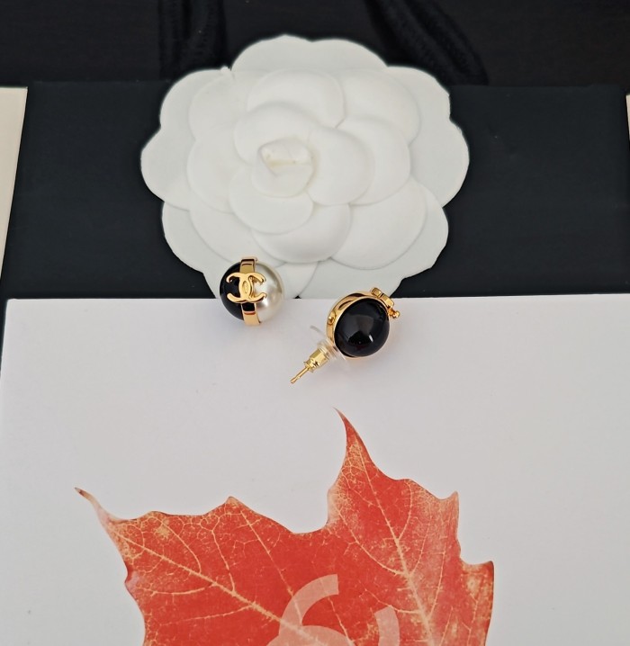 Earring 04=