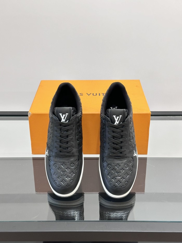 Rivoli Sneaker(Male)38-44 -004=