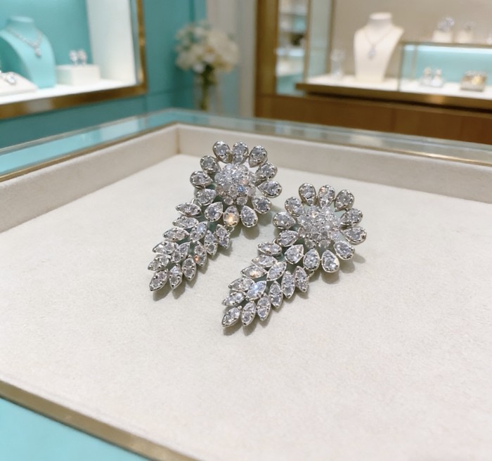 Earring 08=