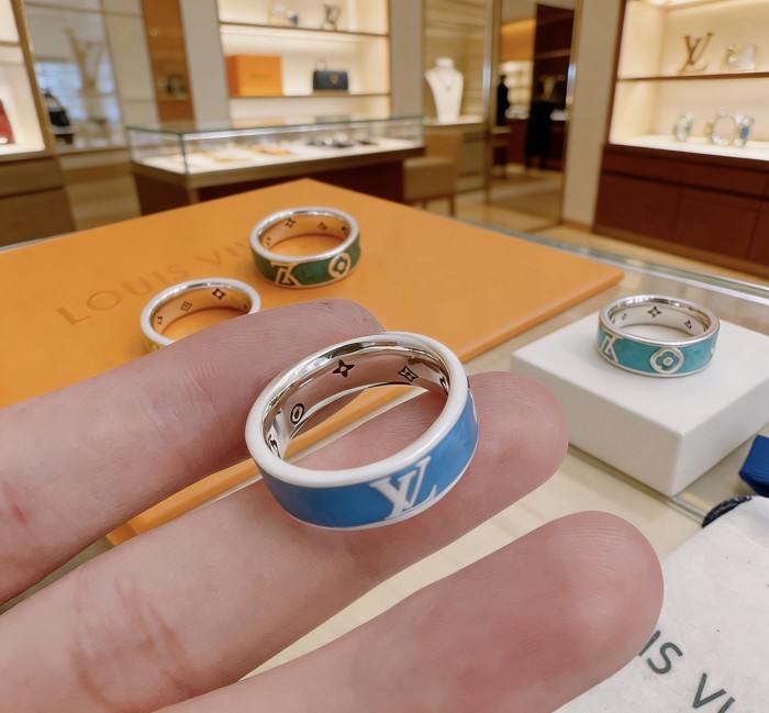 Ring 06=