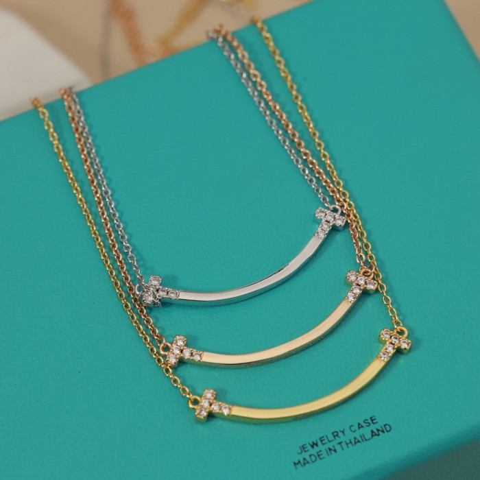 Necklace 05=
