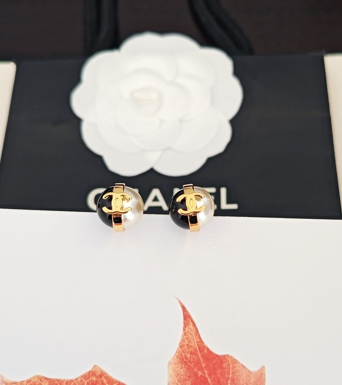 Earring 04=