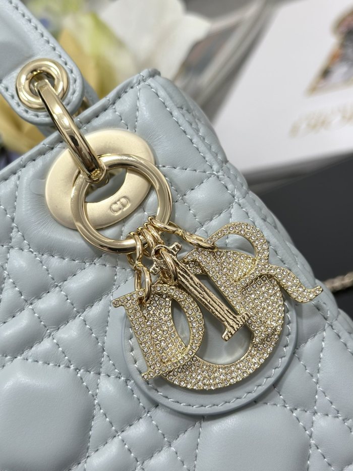 Lady Dior “17 x 15 x 7 cm”-067=