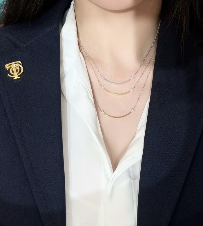 Necklace 05=