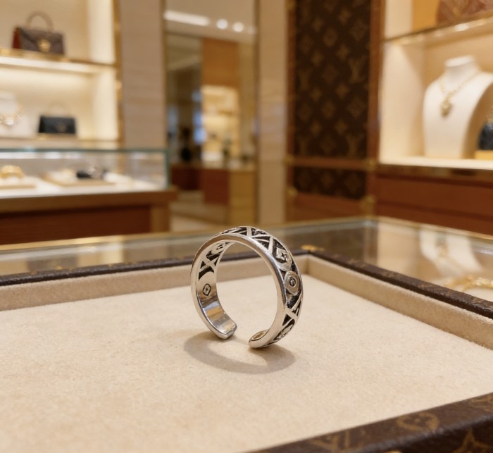 Ring 06=