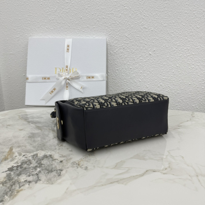 D-Dream “24 x 14 x 9cm”-066=
