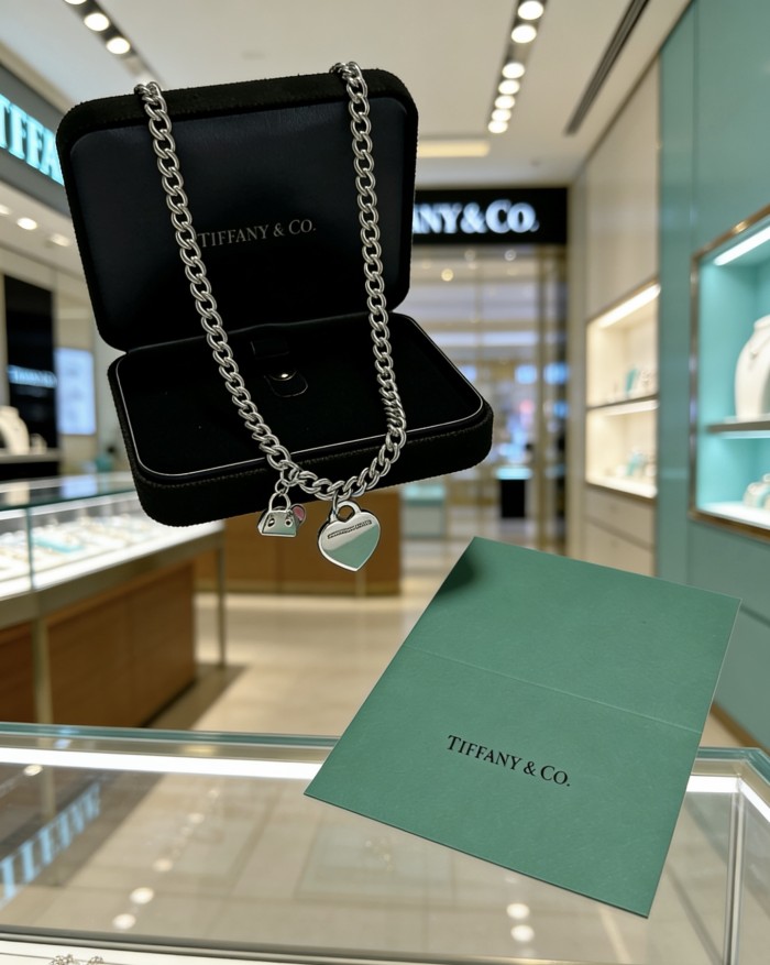 Necklace 031=
