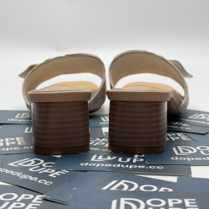 Frame Slides (Female)36-41
