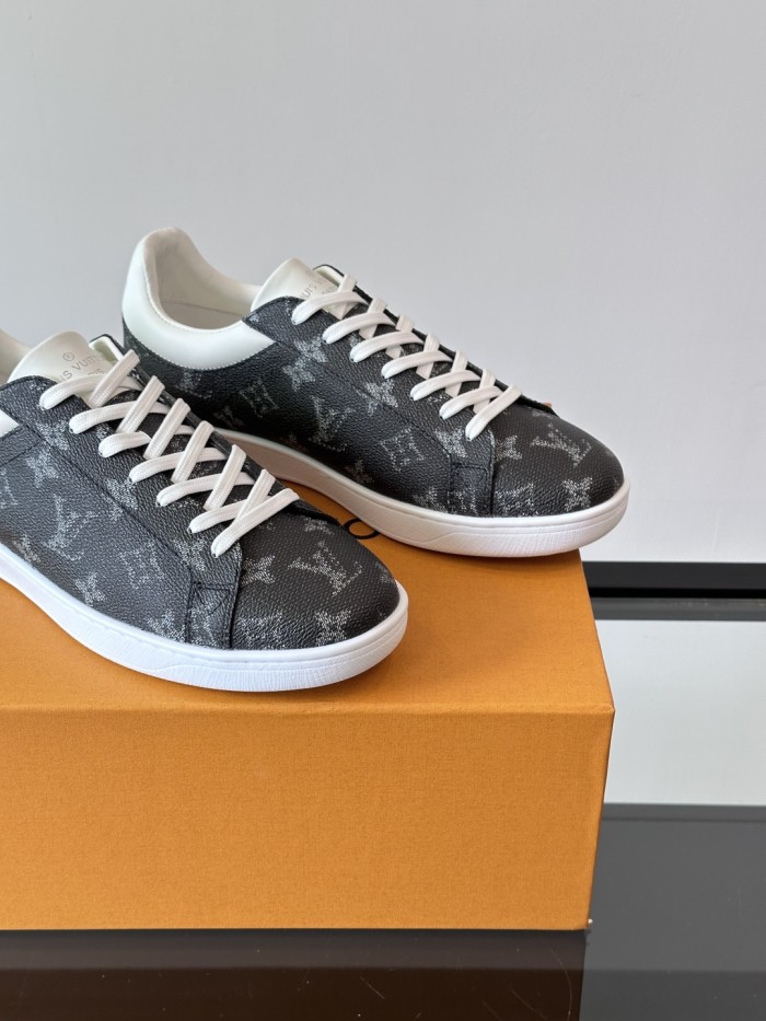 Luxembourg Monogram Sneaker(Male)38-45 -083=